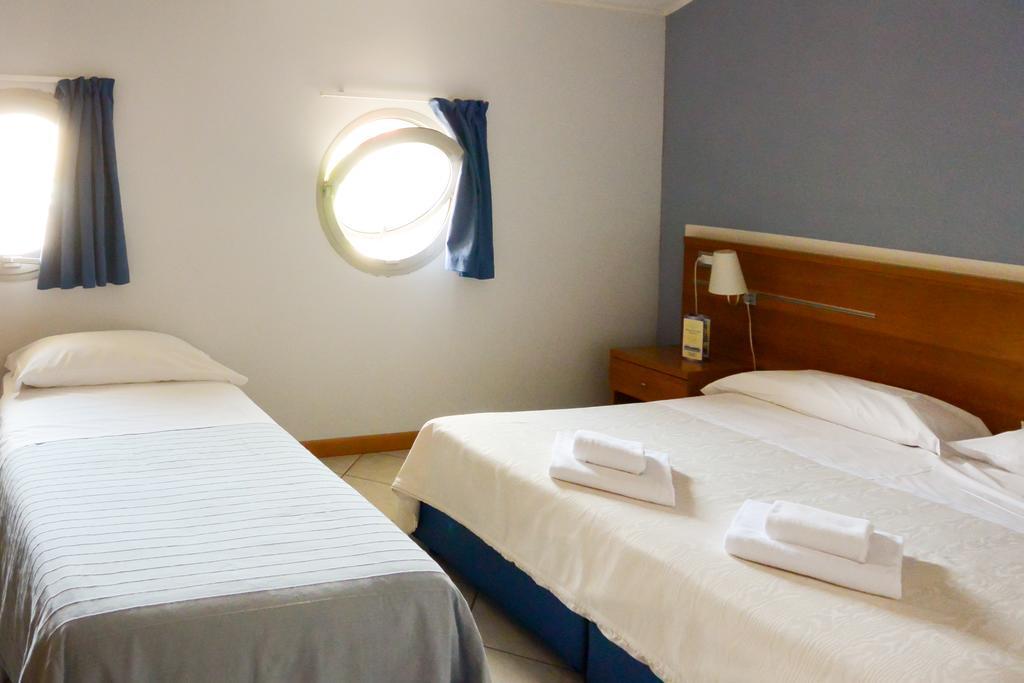 Albergo Meuble Abatjour 만토바 외부 사진
