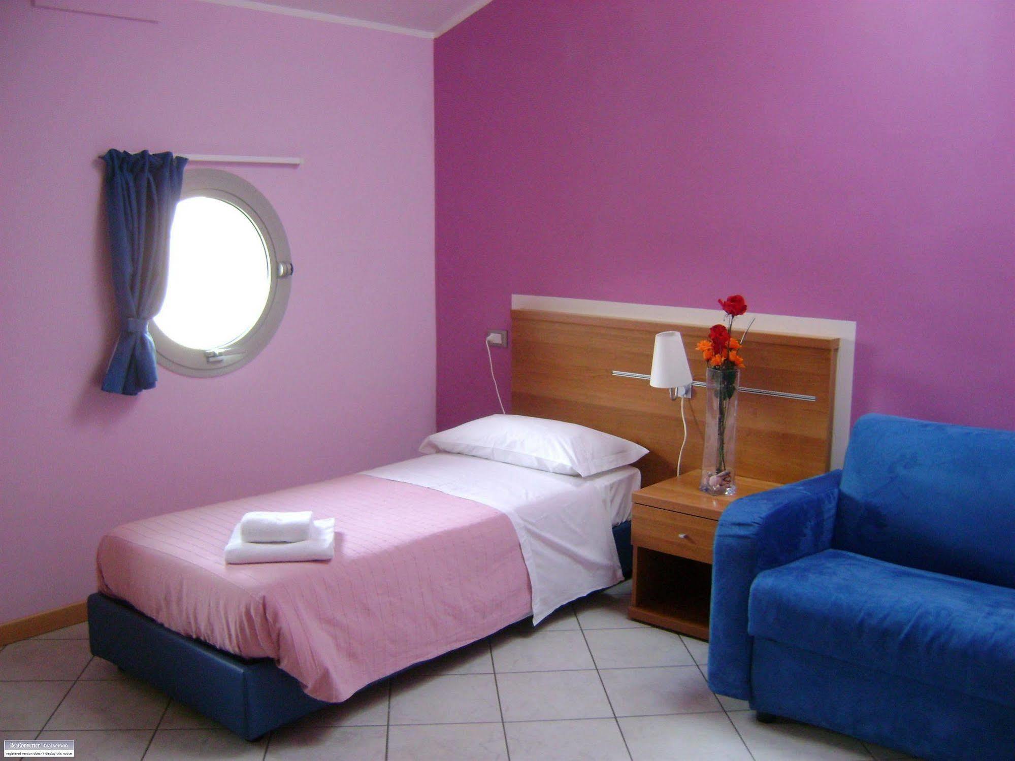 Albergo Meuble Abatjour 만토바 외부 사진
