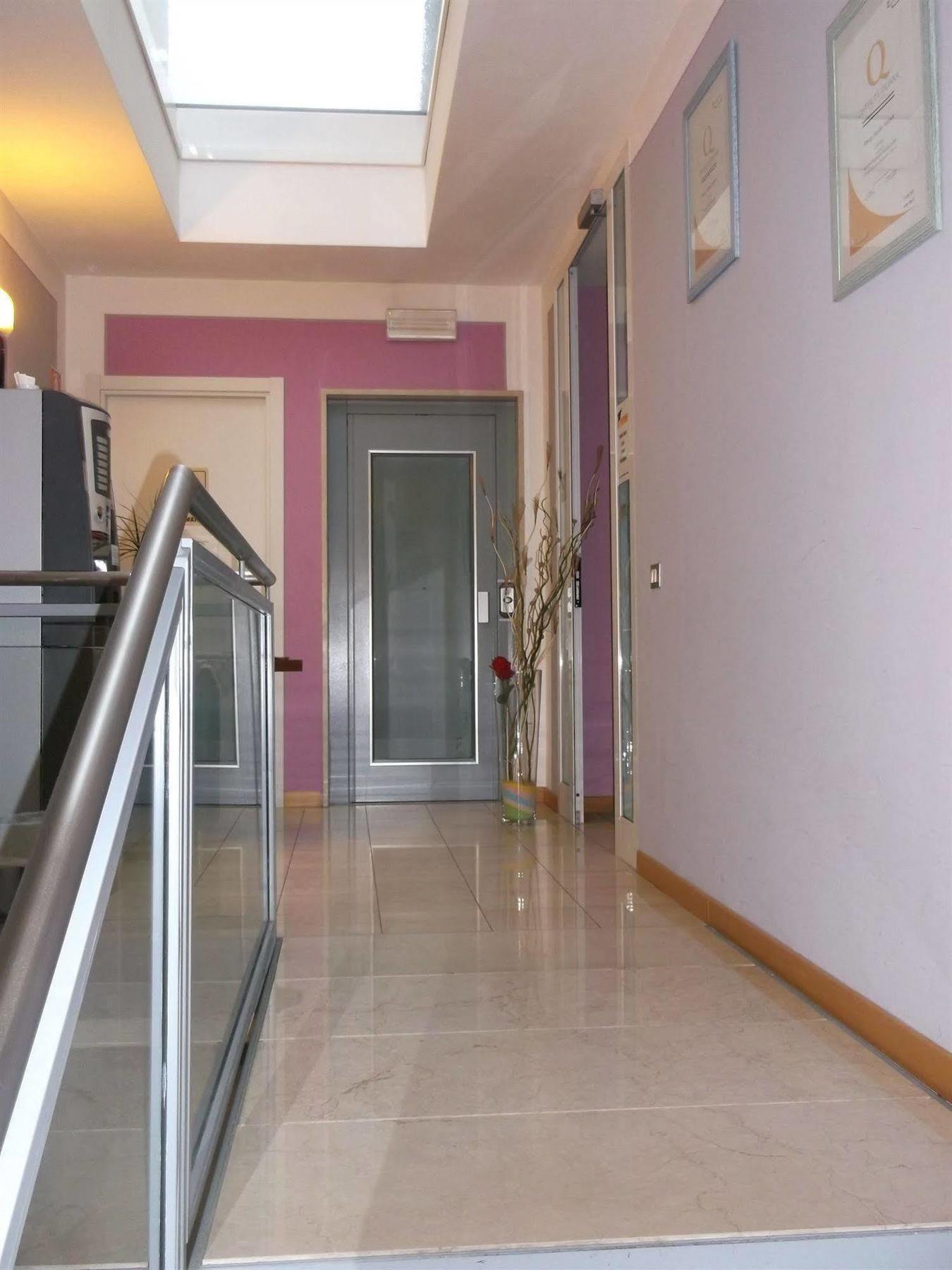 Albergo Meuble Abatjour 만토바 외부 사진