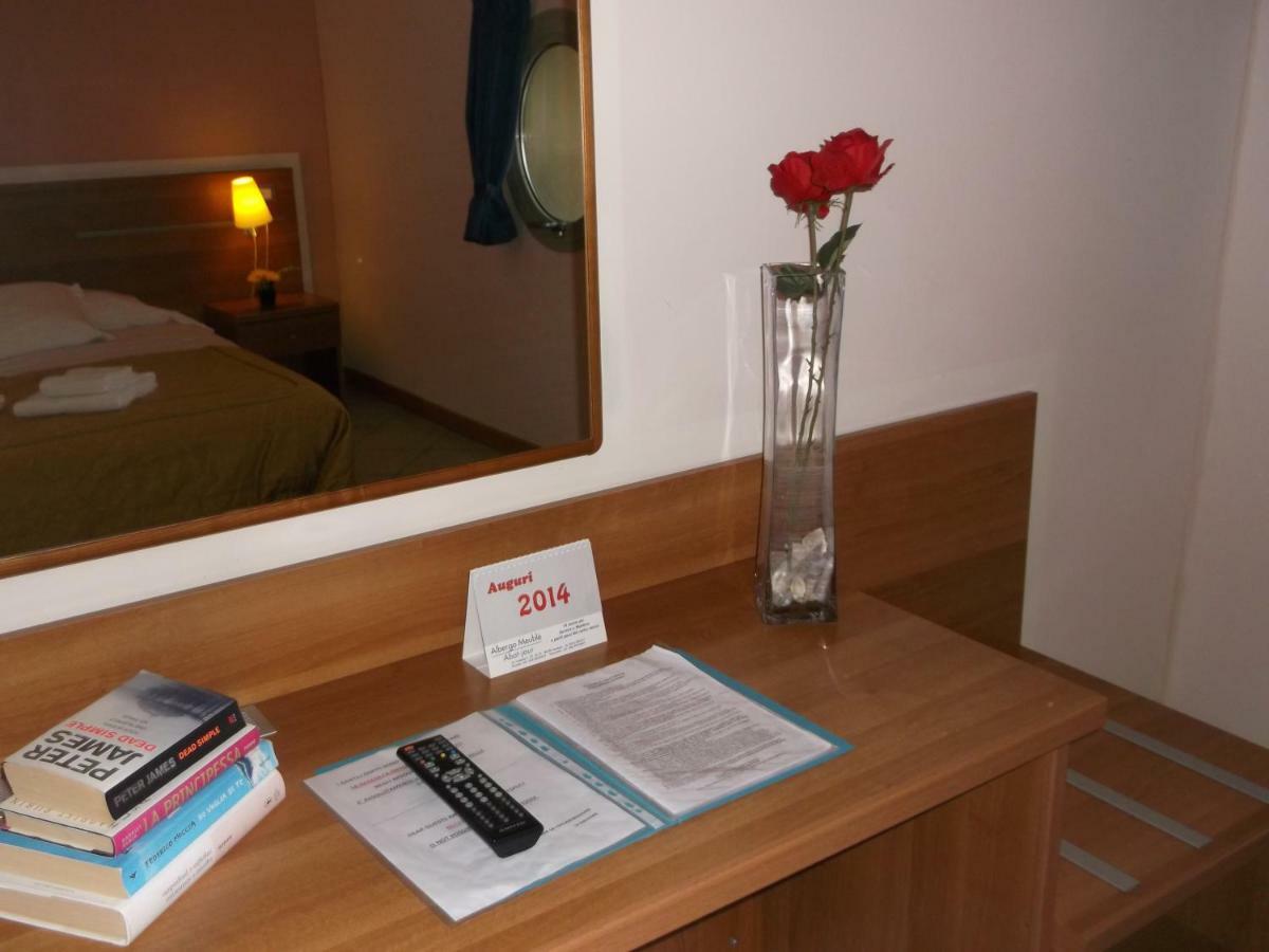 Albergo Meuble Abatjour 만토바 객실 사진